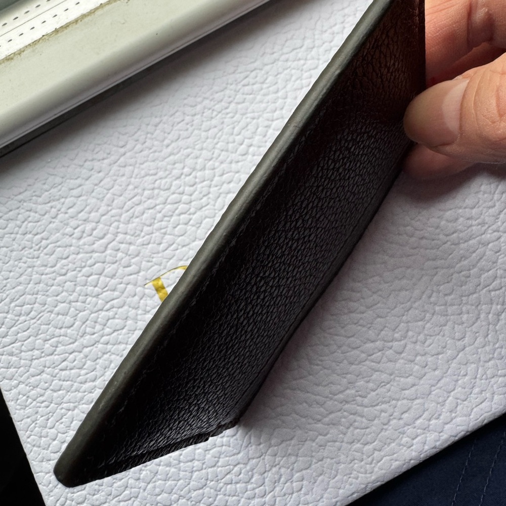 Gucci Brown and Gold Key Card Holder with Iconic GG Hardware - Picture 4 of 5